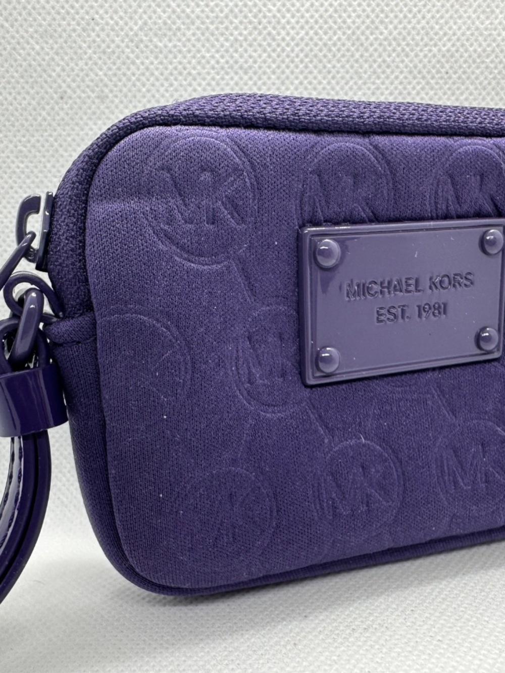 Michael Kors Purple Wristlet Zip Pouch (56)